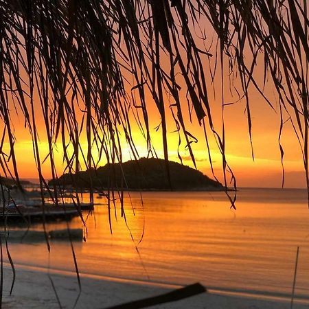 Seaside Cabin Ksamil Aparthotel Exterior photo